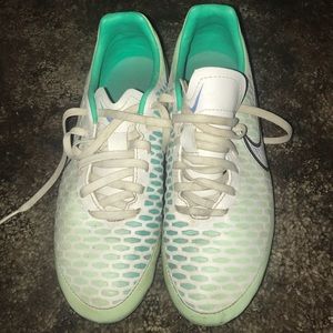 Nike women’s cleats